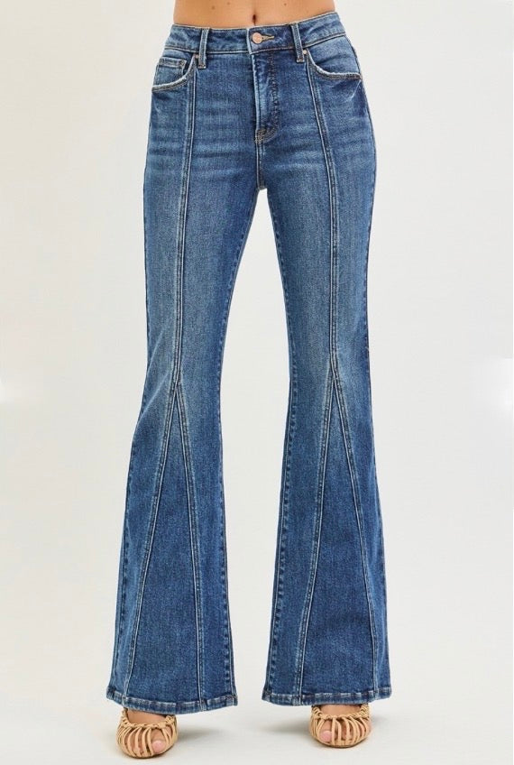Risen Flare Jeans