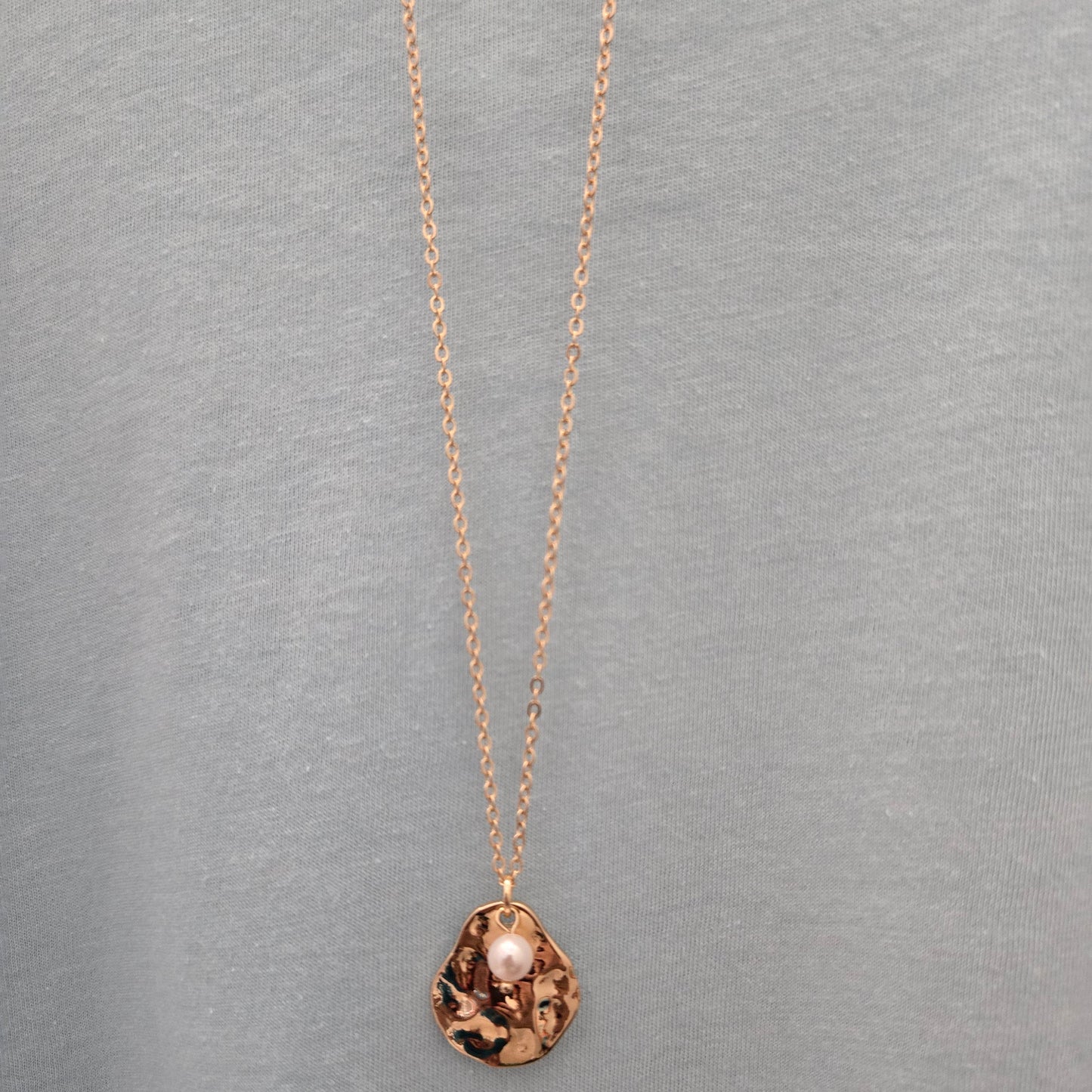 Luna Pearl Necklace