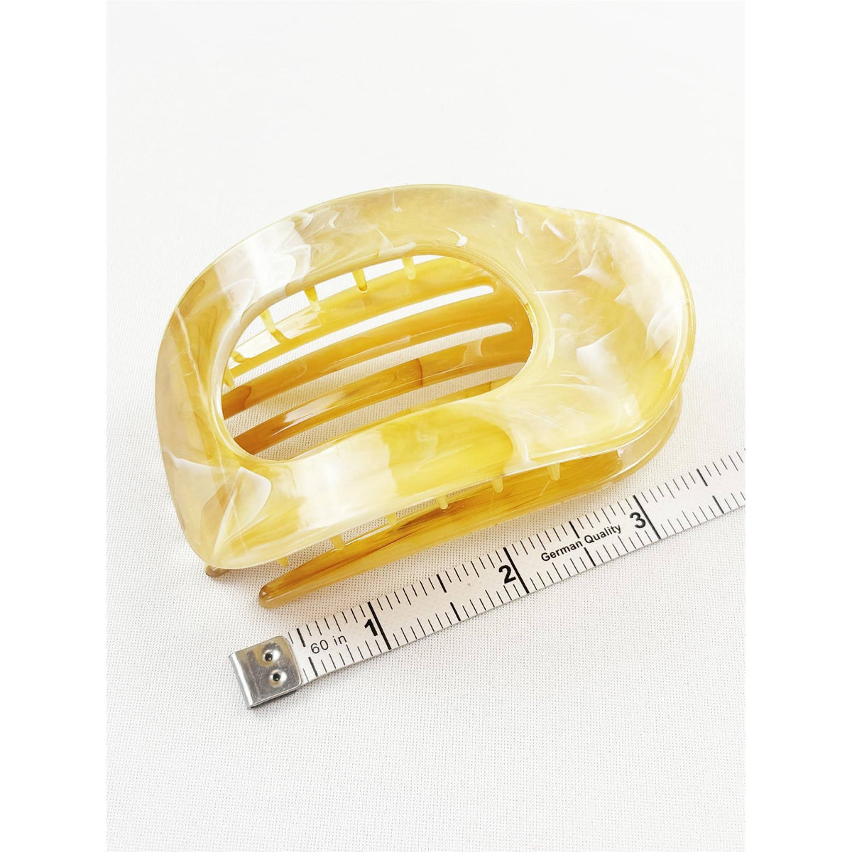 Marble Muse Oval Flat Claw