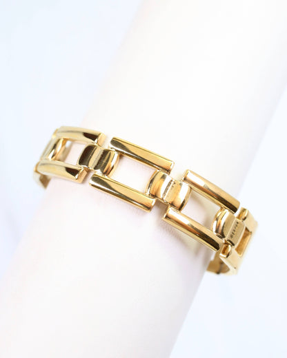 Calista Link Bangle by Caroline Hill