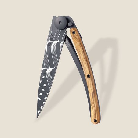 Stars and Striped 27g Knife, Olive Wood