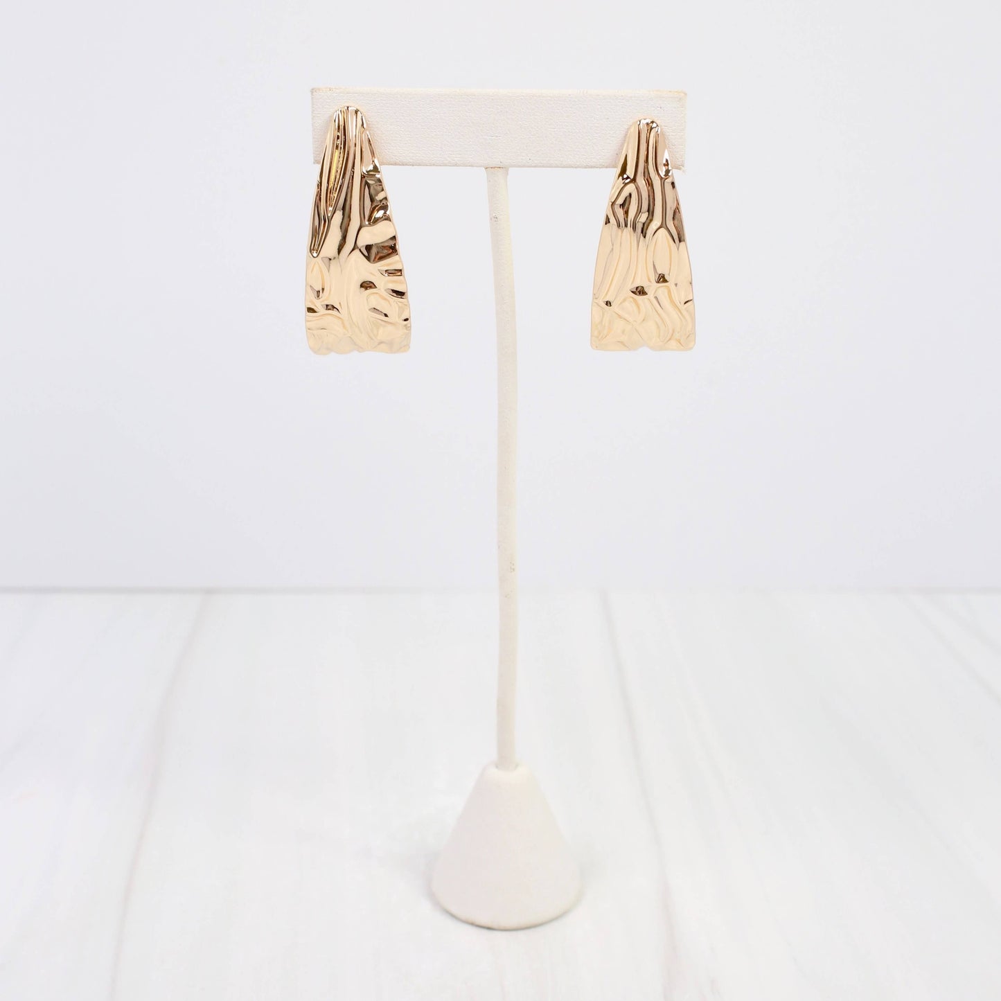 Livorno Textured Hoop Earring WR Gold