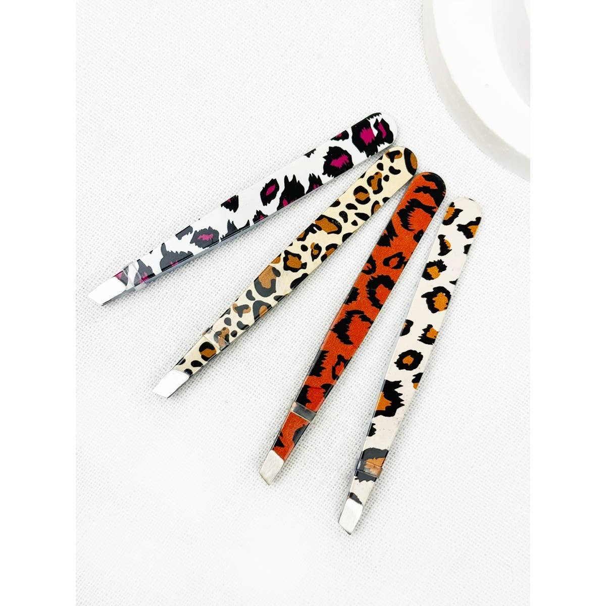 Leopard Eyebrow Tweezer