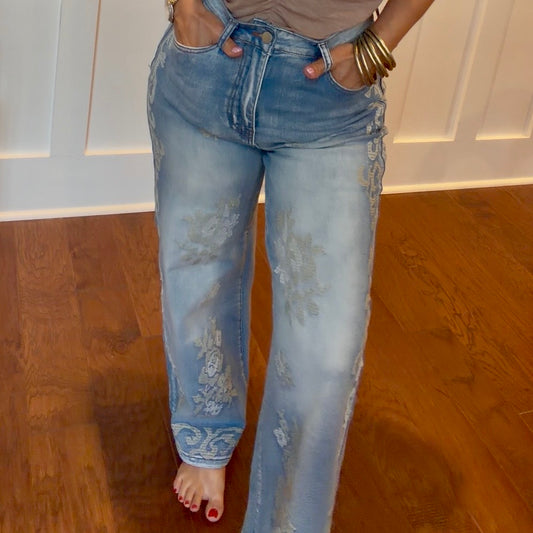 Washed Denim Jeans with Border Embroidery Detailing