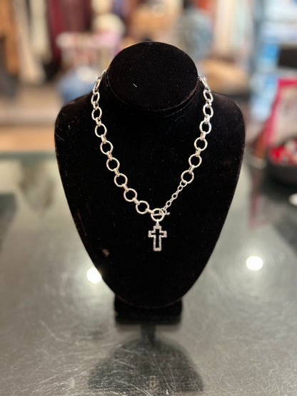 Faithful link cross necklace