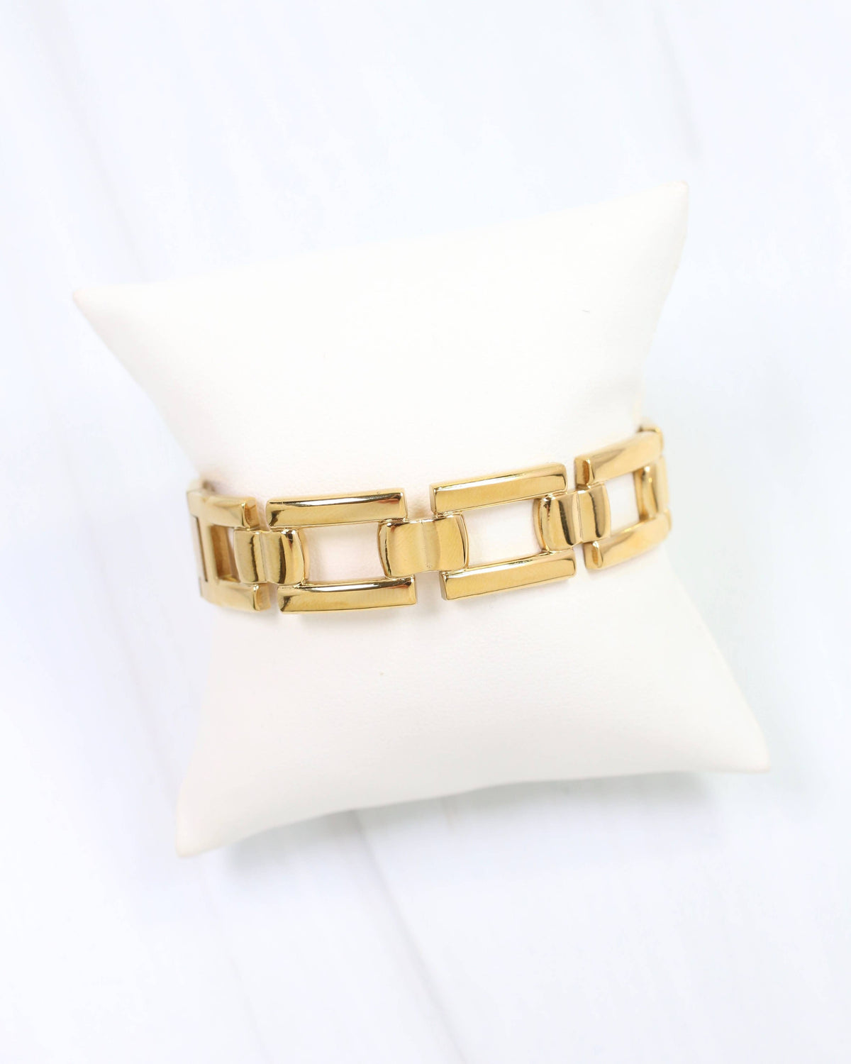 Calista Link Bangle by Caroline Hill