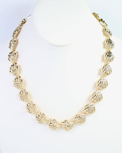 Windham Shell Link Necklace by Caroline Hill