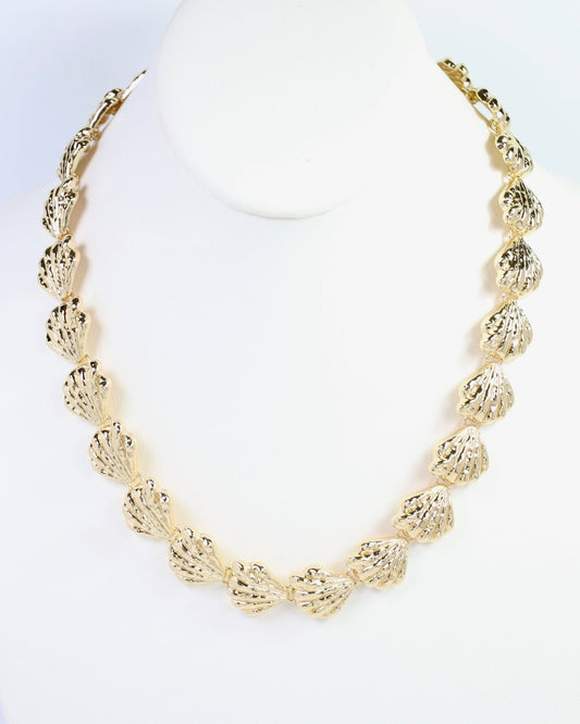Windham Shell Link Necklace by Caroline Hill
