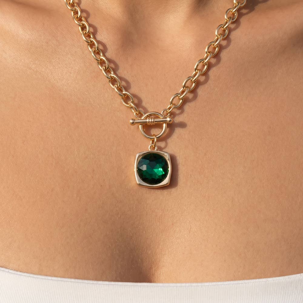 Chunky Chain Crystal Pendant Toggle Necklace