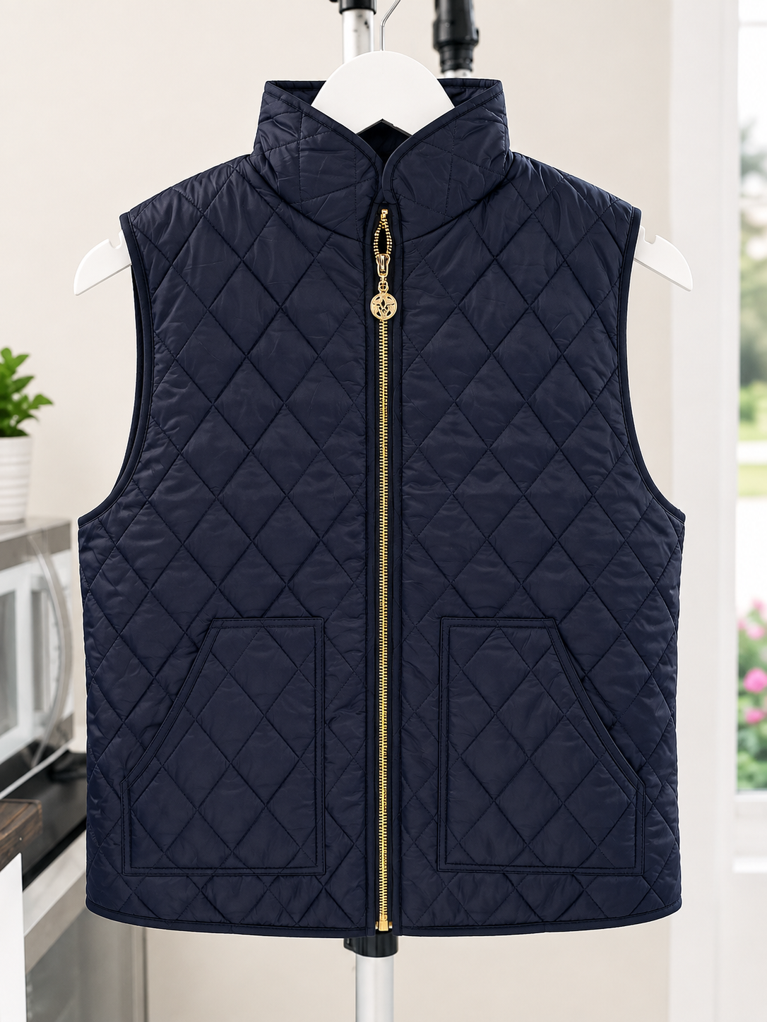 Grace Puffy Vest by Aryeh