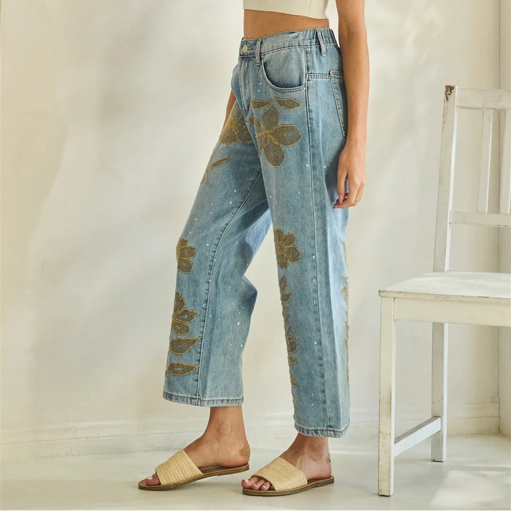 WASHED FLORAL EMBROIDERED DENIM PANTS