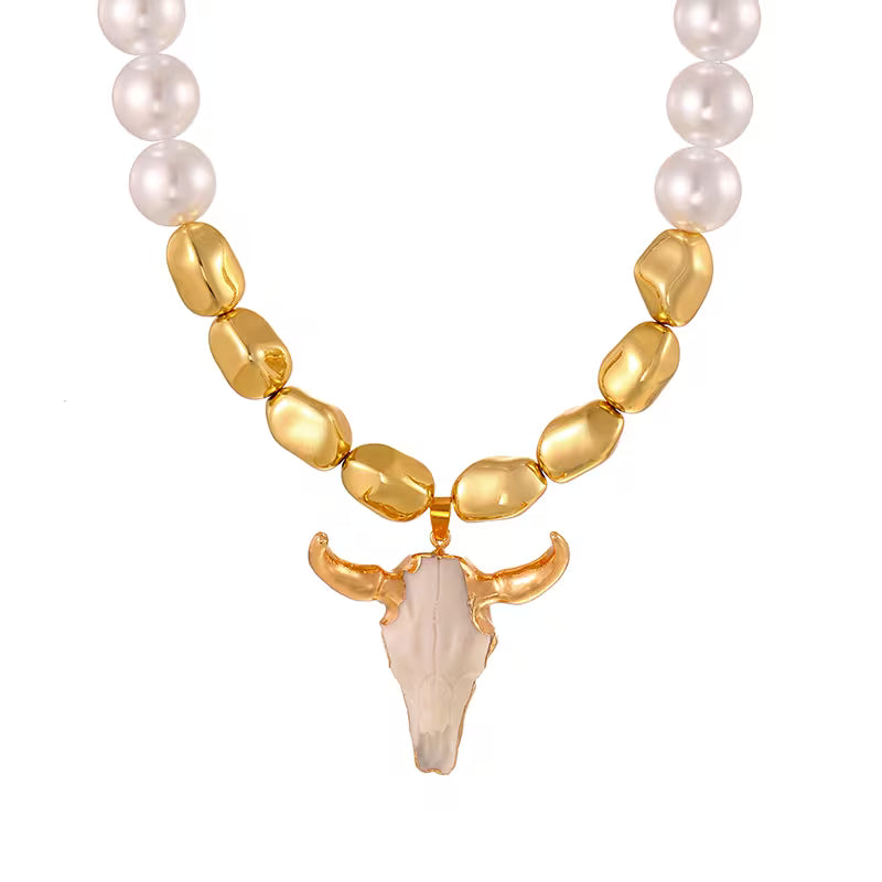 Western Beaded Necklace With Pendant